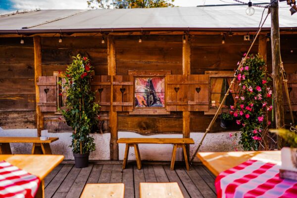 gemuetliche-almhuette-berlin-eventlocation-friedrichshain